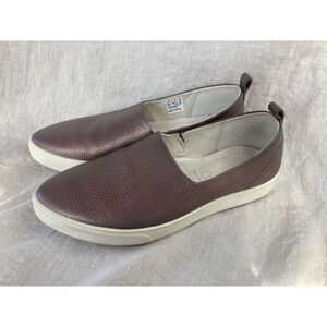 Ecco Brown Leather Flats